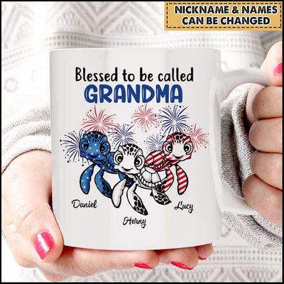 USA July 4th Grandma Mom Turtle Custom Nickname Names Independence Day Gift White Mug HLD19JUN23VA1
