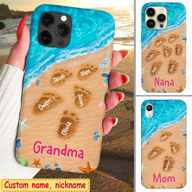 Discover Summer Beach Grandma With Cute Grandkids Footprints On the Sand Personalized Phone Case