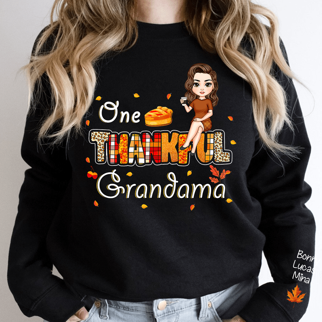 One Thankful Grandma - Personalized Sweatshirt - Thanksgiving, Birthday, Loving, Funny Gift for Grandma/Nana/Mimi, Mom, Wife, Grandparent NVL04NOV23KL2 2d sweatshirt HumanCustom - Unique Personalized Gifts Made Just for You 