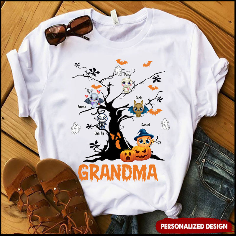 Discover Halloween Tree Grandma Mom With Little Monsters Pumpskin Personalized T-Shirt
